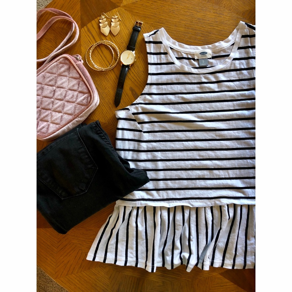 Never worn!!!